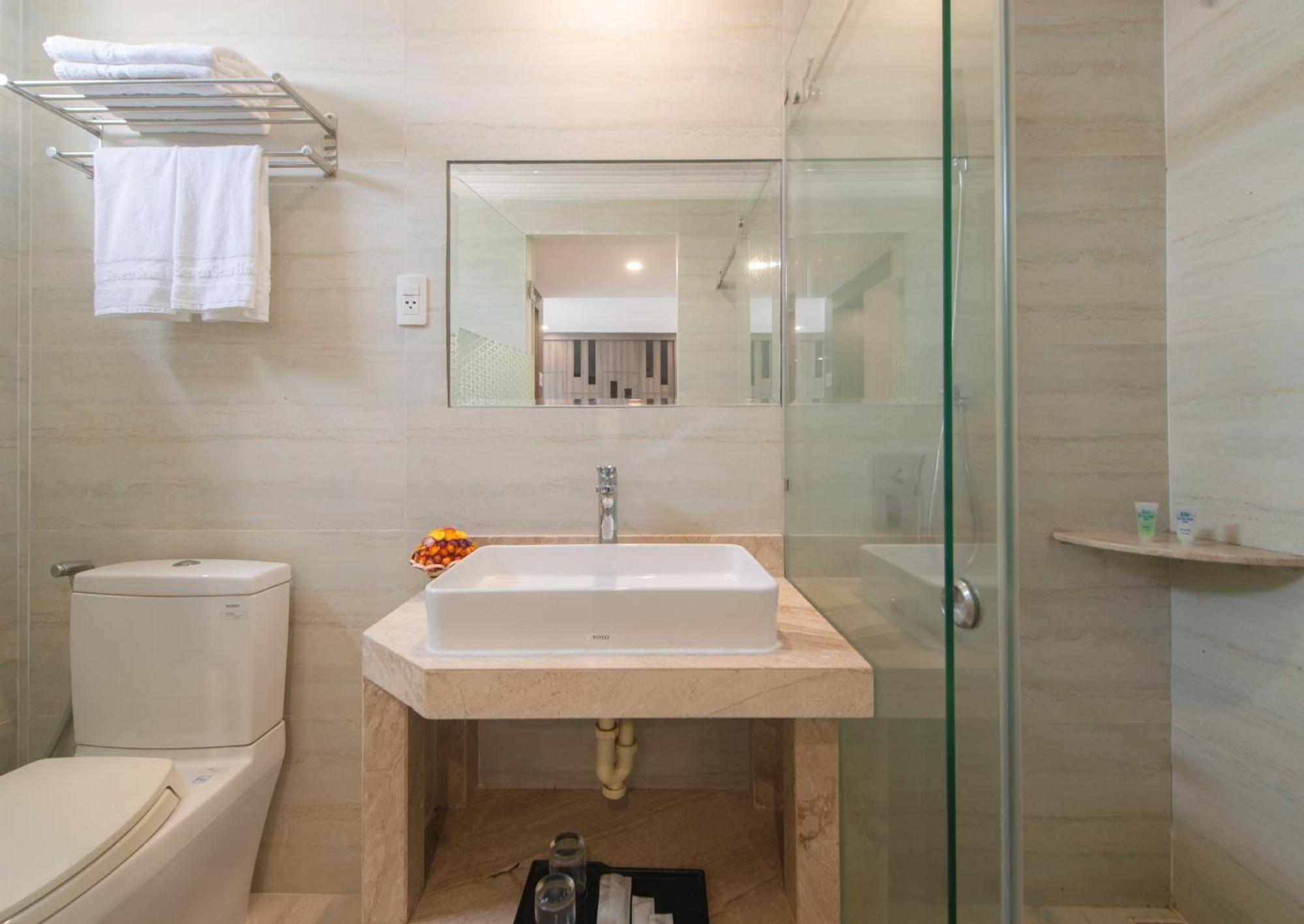 Seven Seas Hotel Nha Trang Esterno foto