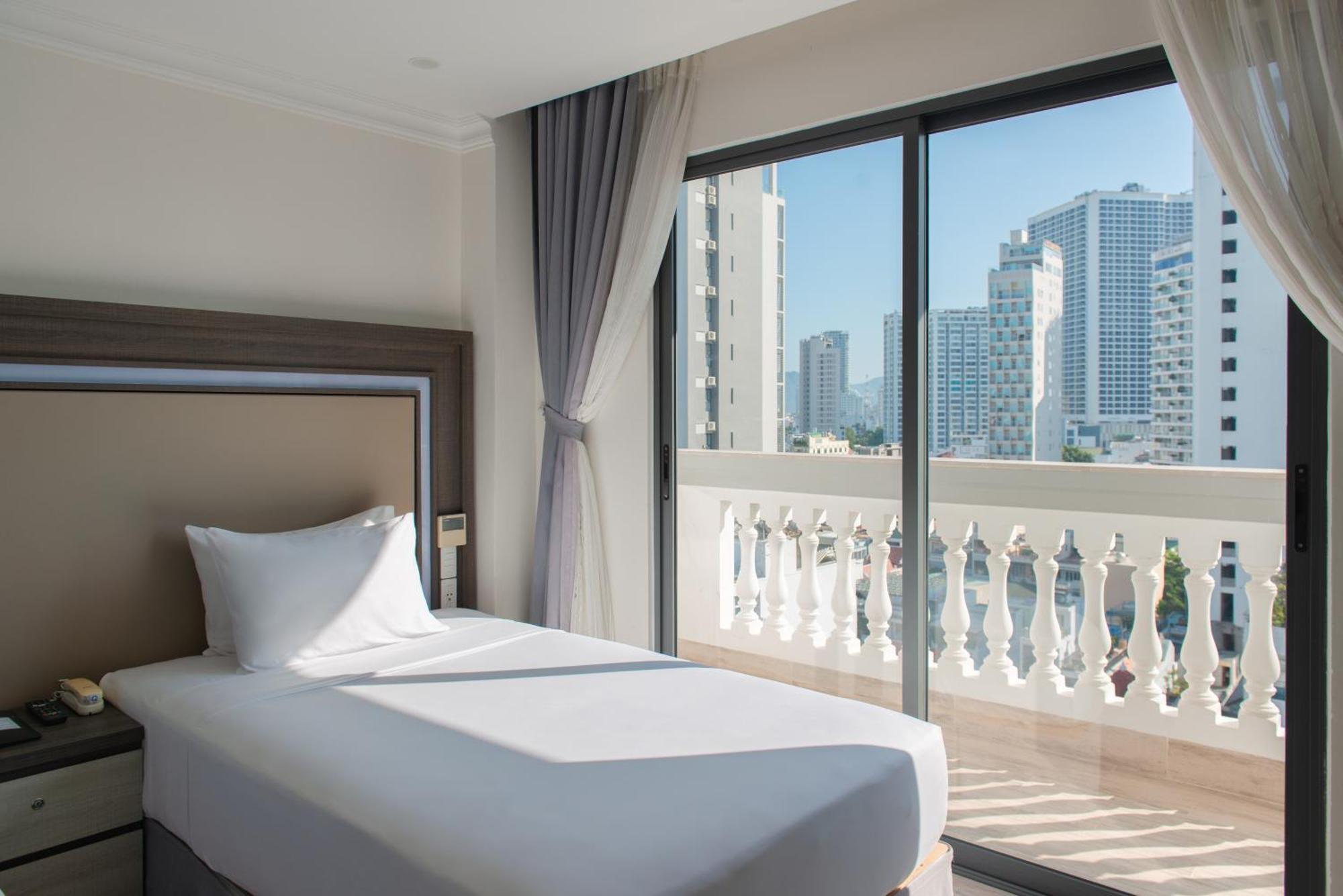 Seven Seas Hotel Nha Trang Esterno foto