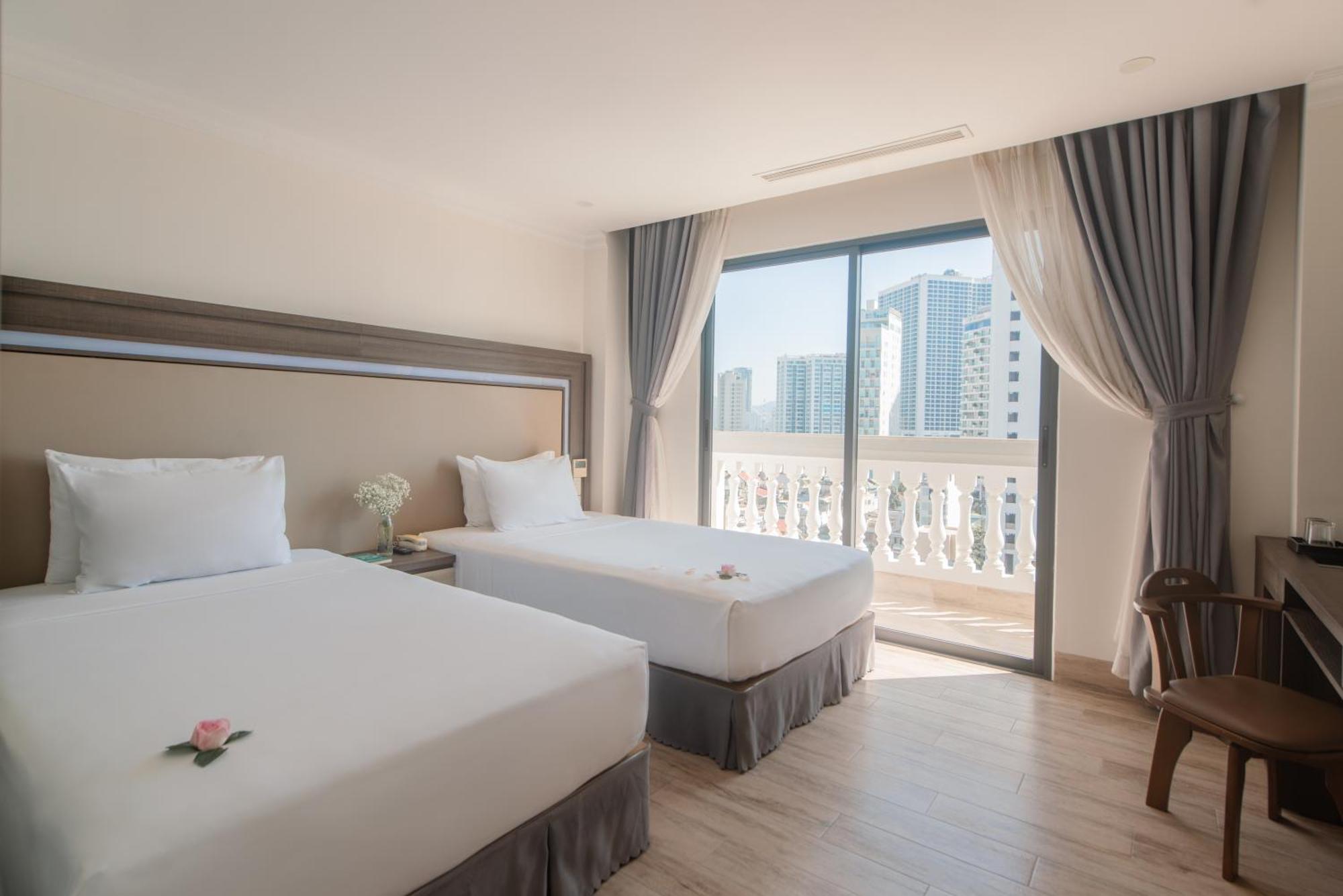 Seven Seas Hotel Nha Trang Esterno foto